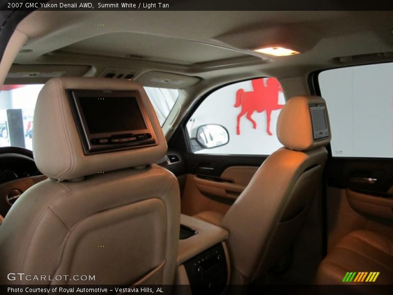Summit White / Light Tan 2007 GMC Yukon Denali AWD