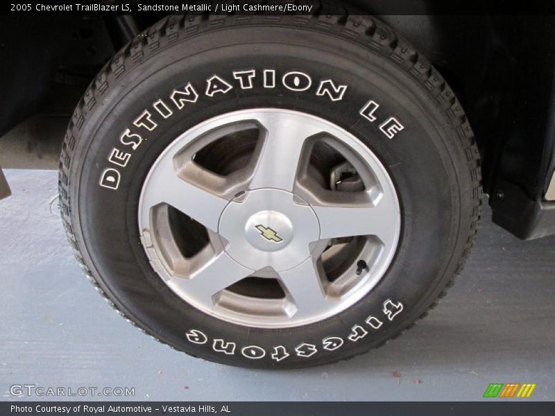 Sandstone Metallic / Light Cashmere/Ebony 2005 Chevrolet TrailBlazer LS