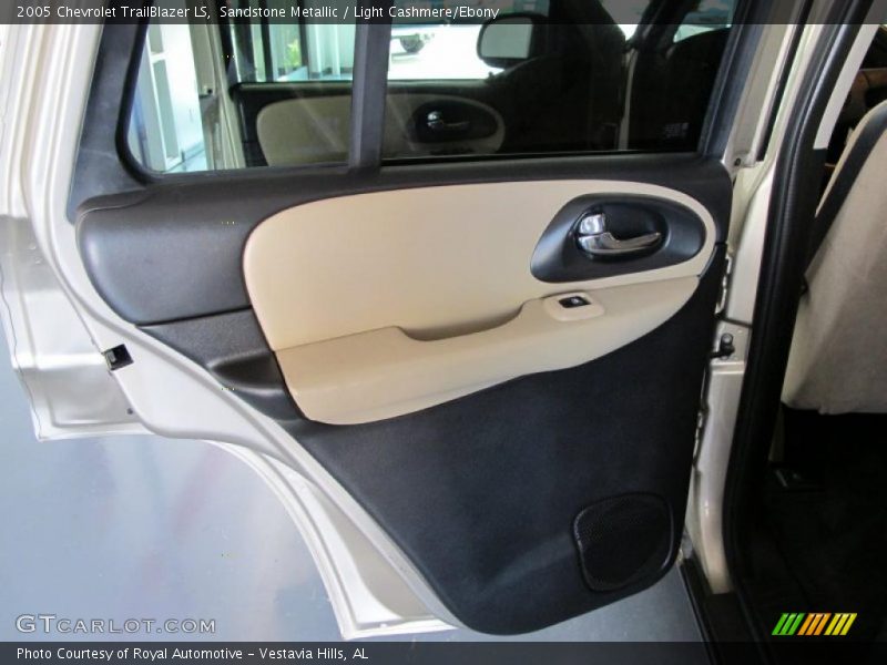 Sandstone Metallic / Light Cashmere/Ebony 2005 Chevrolet TrailBlazer LS
