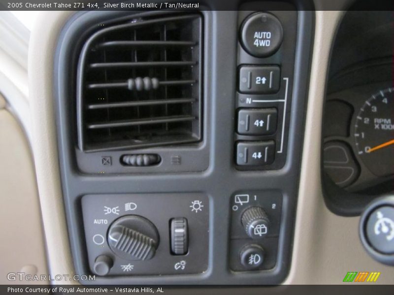 Silver Birch Metallic / Tan/Neutral 2005 Chevrolet Tahoe Z71 4x4