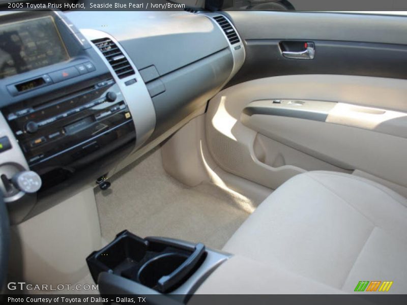 Seaside Blue Pearl / Ivory/Brown 2005 Toyota Prius Hybrid