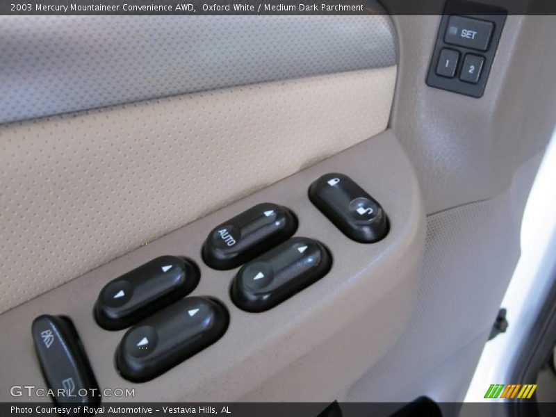Oxford White / Medium Dark Parchment 2003 Mercury Mountaineer Convenience AWD