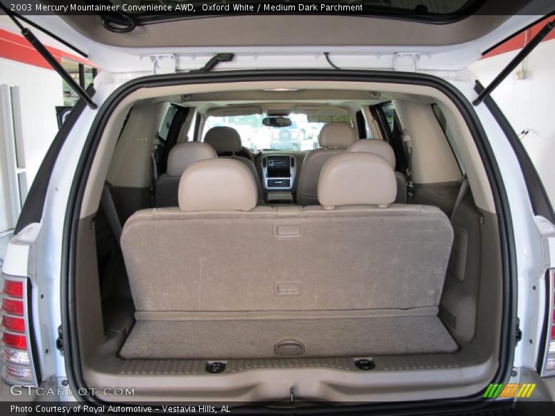 Oxford White / Medium Dark Parchment 2003 Mercury Mountaineer Convenience AWD