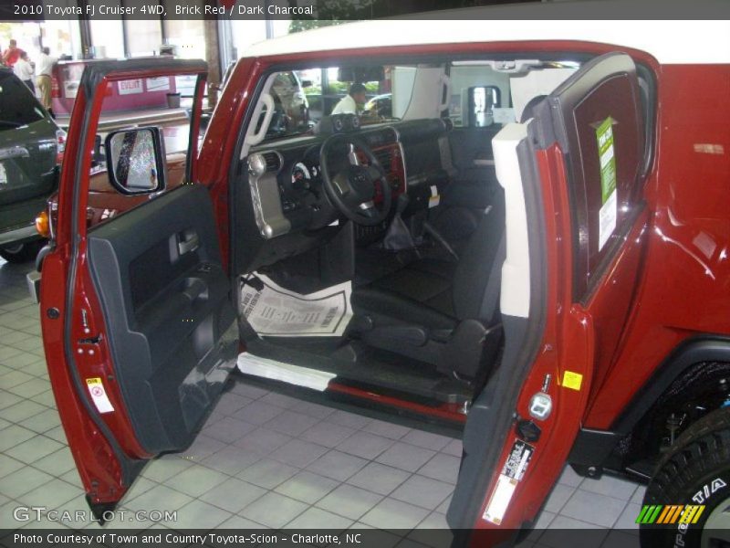 Brick Red / Dark Charcoal 2010 Toyota FJ Cruiser 4WD