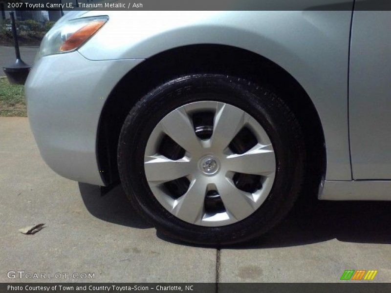 Titanium Metallic / Ash 2007 Toyota Camry LE