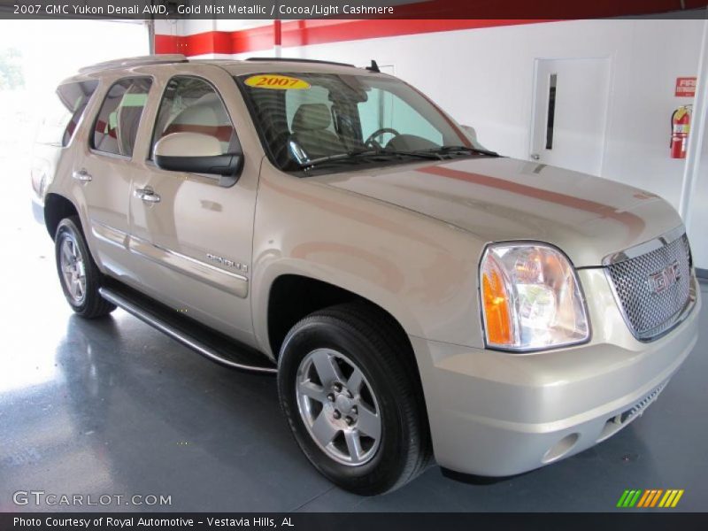Gold Mist Metallic / Cocoa/Light Cashmere 2007 GMC Yukon Denali AWD