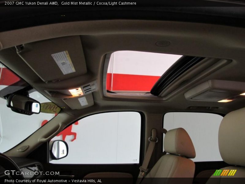 Gold Mist Metallic / Cocoa/Light Cashmere 2007 GMC Yukon Denali AWD