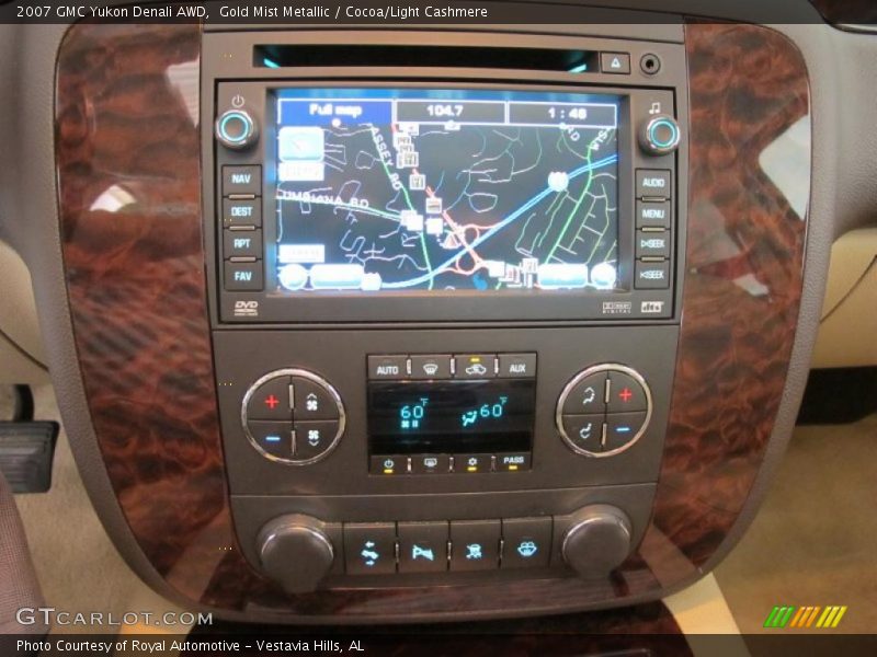 Gold Mist Metallic / Cocoa/Light Cashmere 2007 GMC Yukon Denali AWD