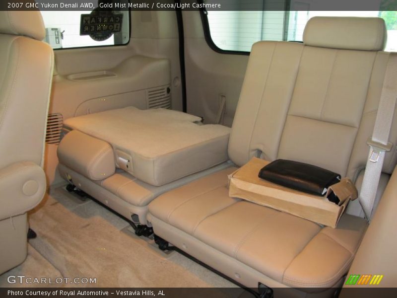 Gold Mist Metallic / Cocoa/Light Cashmere 2007 GMC Yukon Denali AWD