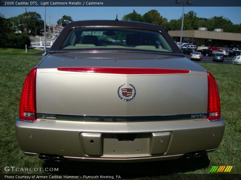 Light Cashmere Metallic / Cashmere 2006 Cadillac DTS