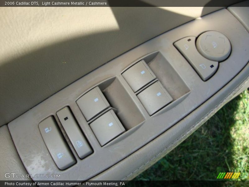 Light Cashmere Metallic / Cashmere 2006 Cadillac DTS