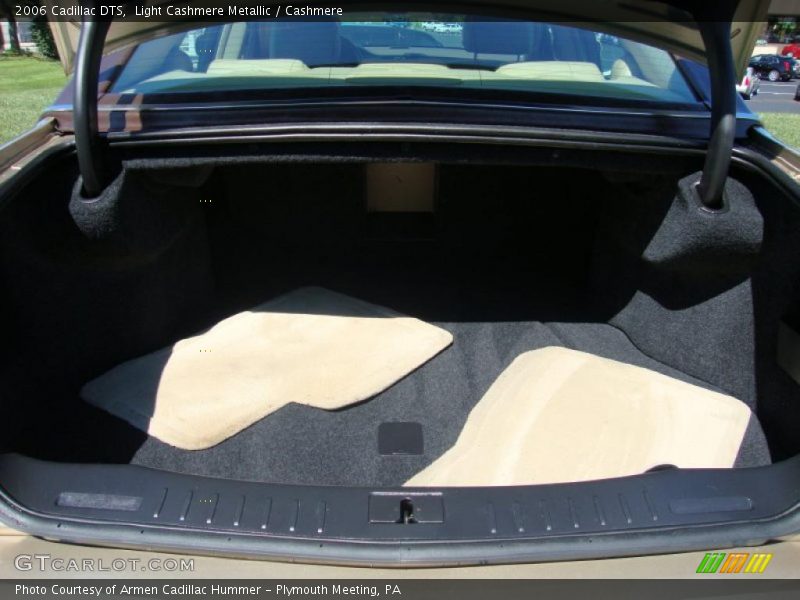 Light Cashmere Metallic / Cashmere 2006 Cadillac DTS