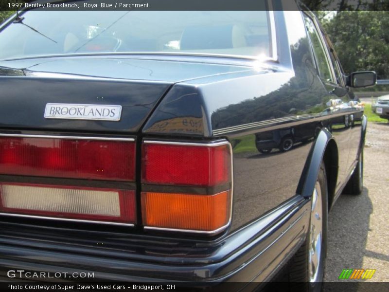 Royal Blue / Parchment 1997 Bentley Brooklands