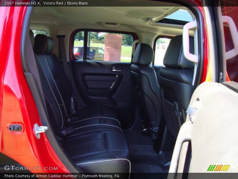 Victory Red / Ebony Black 2007 Hummer H3 X