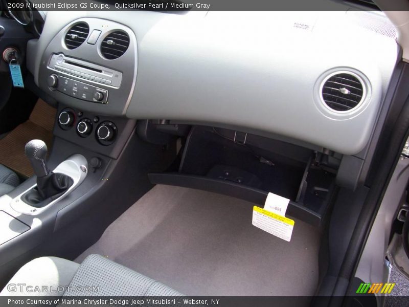 Quicksilver Pearl / Medium Gray 2009 Mitsubishi Eclipse GS Coupe