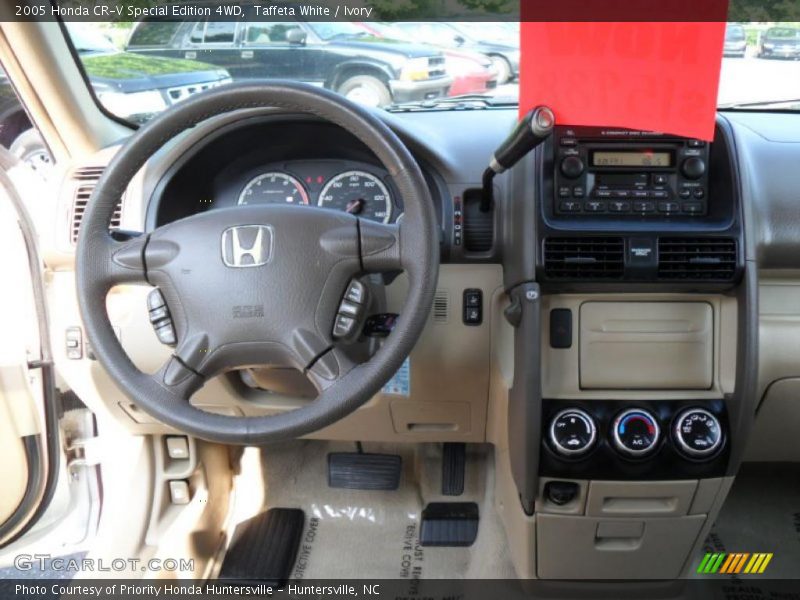 Taffeta White / Ivory 2005 Honda CR-V Special Edition 4WD