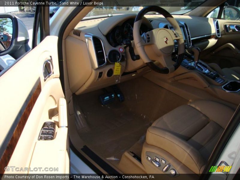 Sand White / Luxor Beige 2011 Porsche Cayenne Turbo