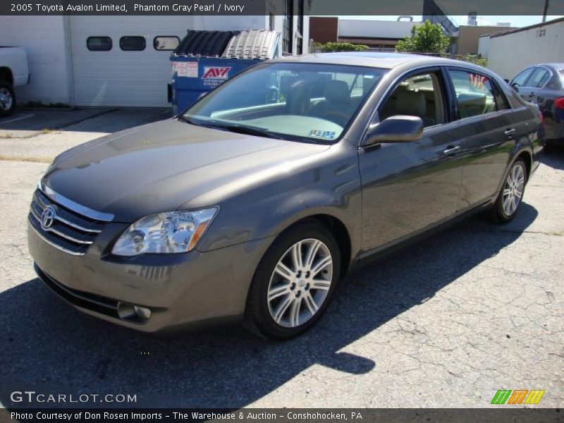 Phantom Gray Pearl / Ivory 2005 Toyota Avalon Limited