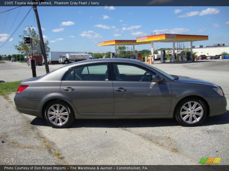Phantom Gray Pearl / Ivory 2005 Toyota Avalon Limited