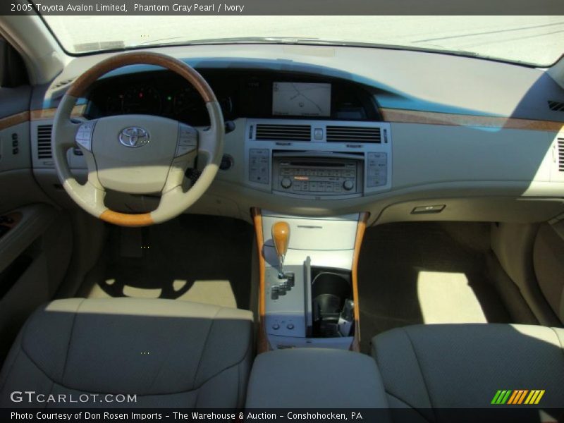 Phantom Gray Pearl / Ivory 2005 Toyota Avalon Limited