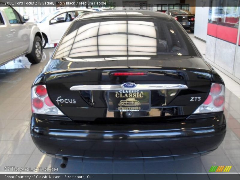 Pitch Black / Medium Pebble 2001 Ford Focus ZTS Sedan