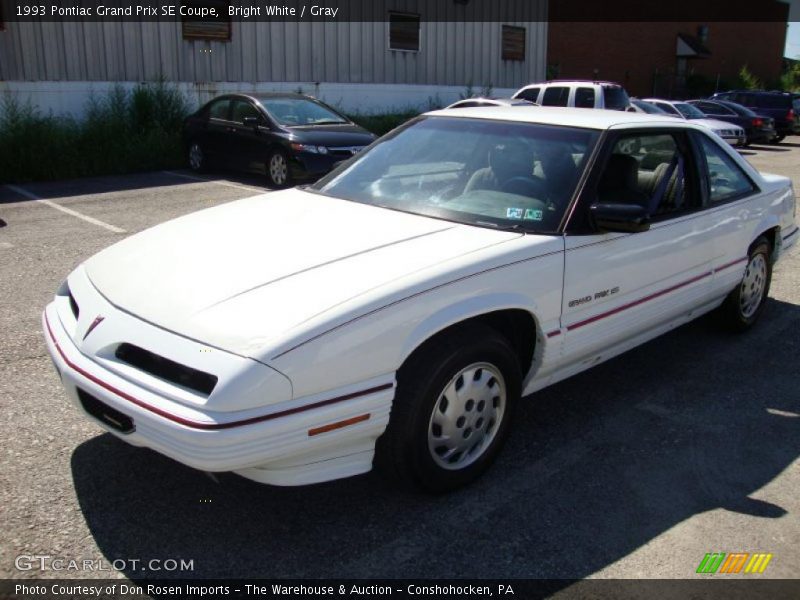 Bright White / Gray 1993 Pontiac Grand Prix SE Coupe