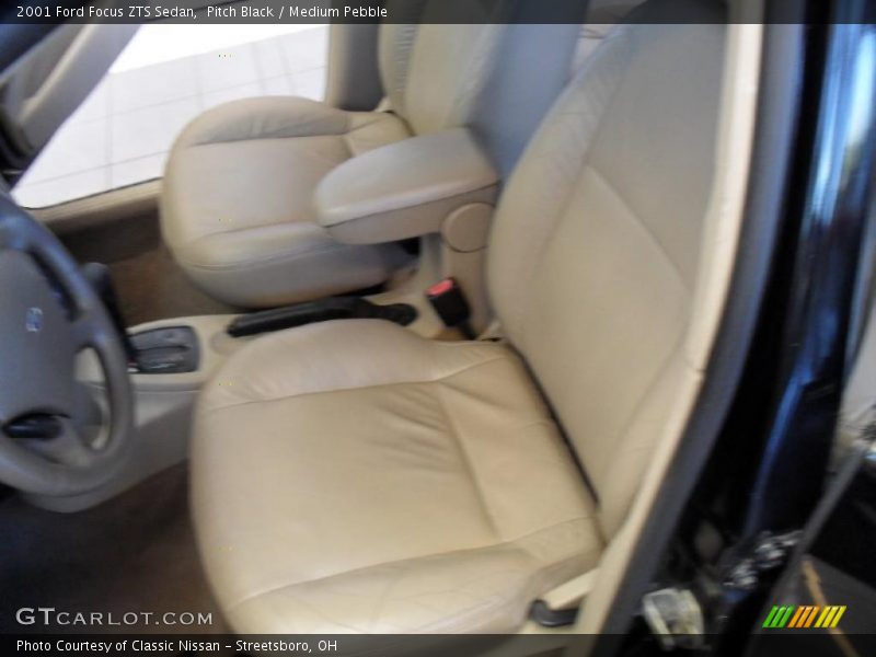 Pitch Black / Medium Pebble 2001 Ford Focus ZTS Sedan