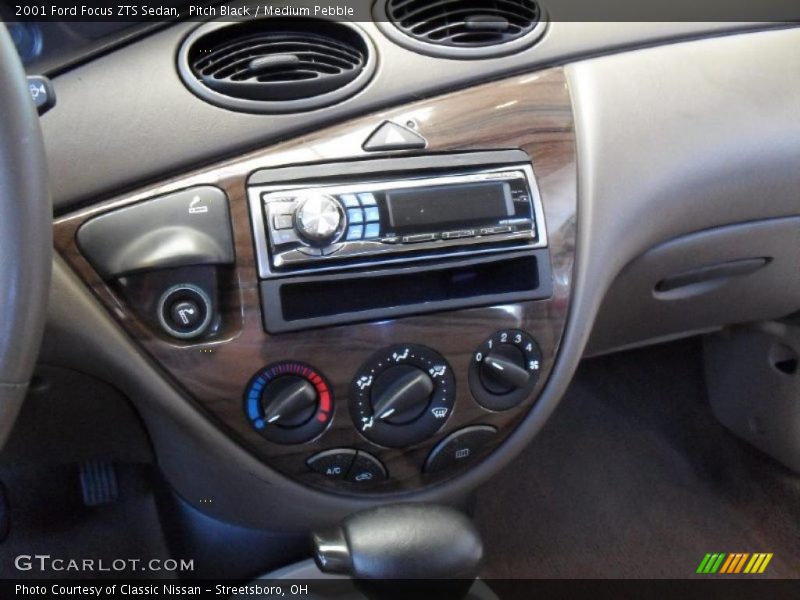 Pitch Black / Medium Pebble 2001 Ford Focus ZTS Sedan