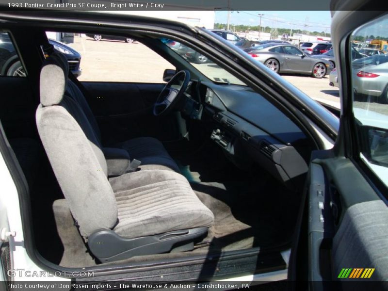 Bright White / Gray 1993 Pontiac Grand Prix SE Coupe