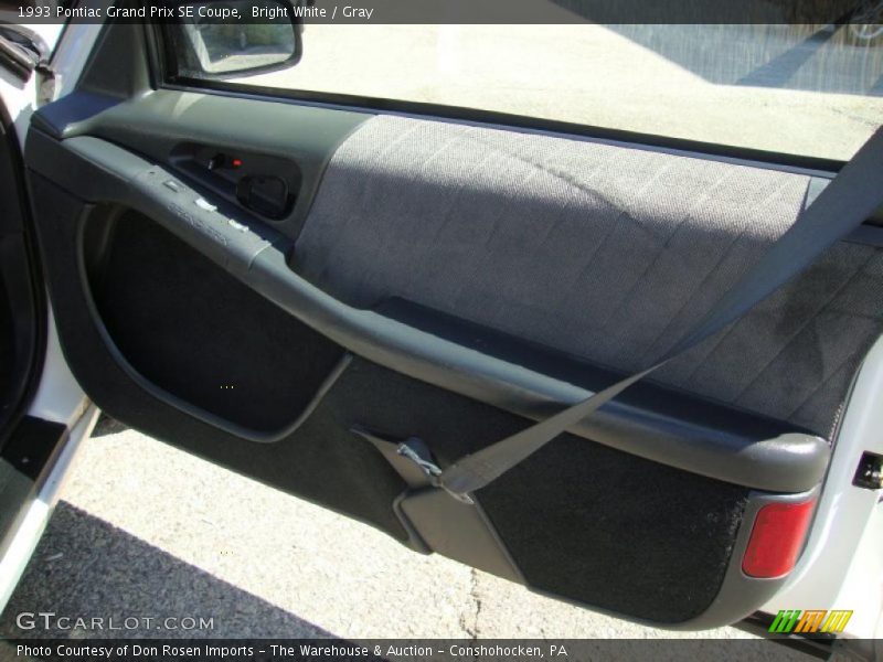 Bright White / Gray 1993 Pontiac Grand Prix SE Coupe