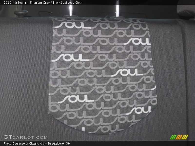 Titanium Gray / Black Soul Logo Cloth 2010 Kia Soul +