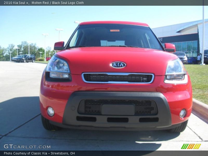 Molten Red / Black Soul Logo Cloth 2010 Kia Soul +