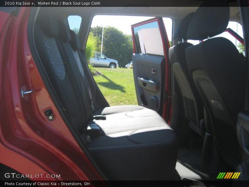 Molten Red / Black Soul Logo Cloth 2010 Kia Soul +