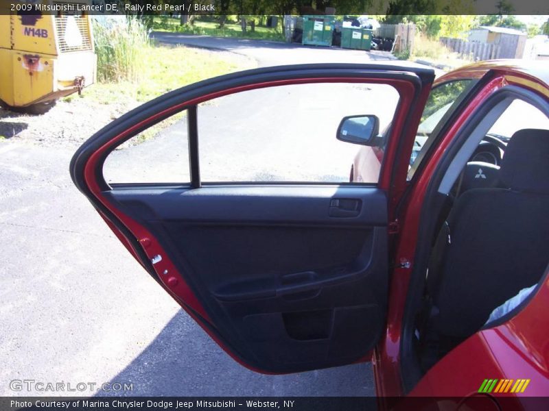 Rally Red Pearl / Black 2009 Mitsubishi Lancer DE