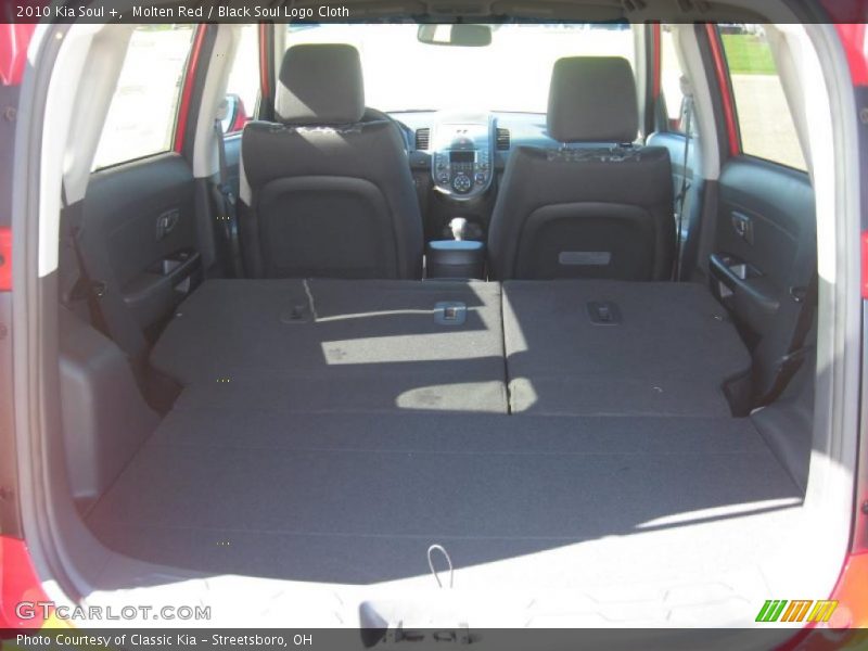 Molten Red / Black Soul Logo Cloth 2010 Kia Soul +