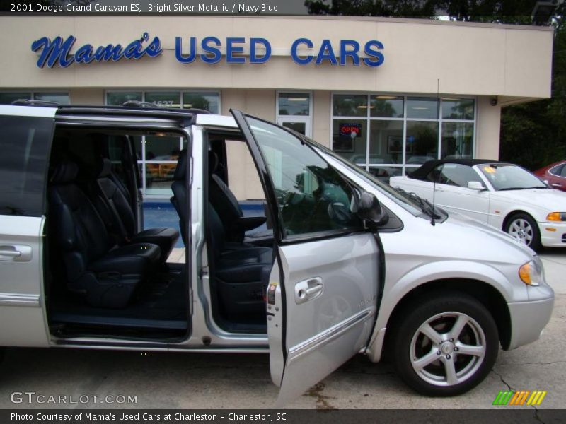 Bright Silver Metallic / Navy Blue 2001 Dodge Grand Caravan ES