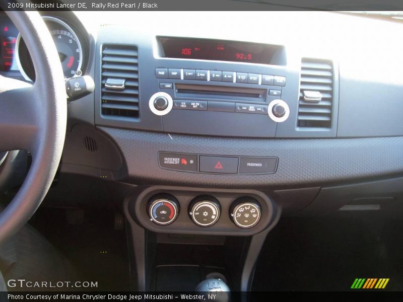 Rally Red Pearl / Black 2009 Mitsubishi Lancer DE