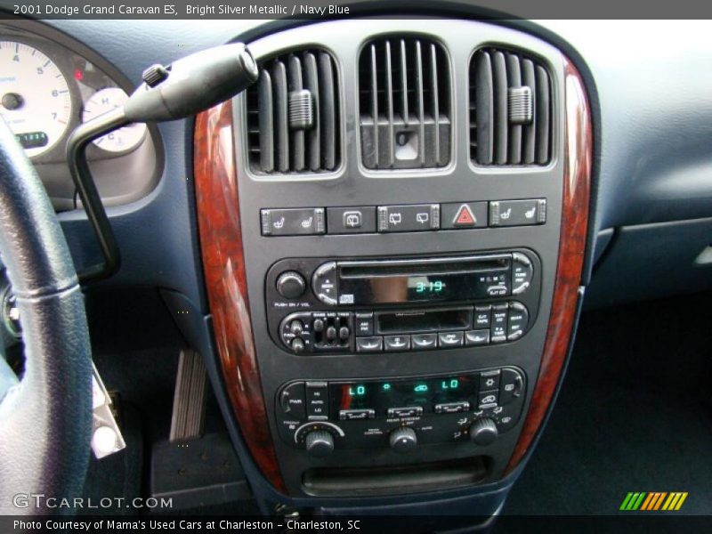 Bright Silver Metallic / Navy Blue 2001 Dodge Grand Caravan ES