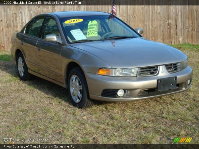 Bodega Beige Pearl / Tan 2002 Mitsubishi Galant ES