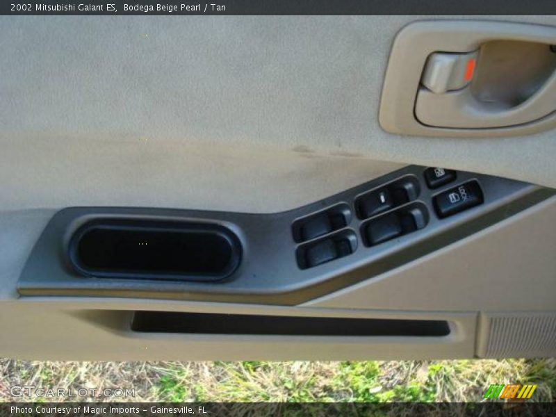 Bodega Beige Pearl / Tan 2002 Mitsubishi Galant ES