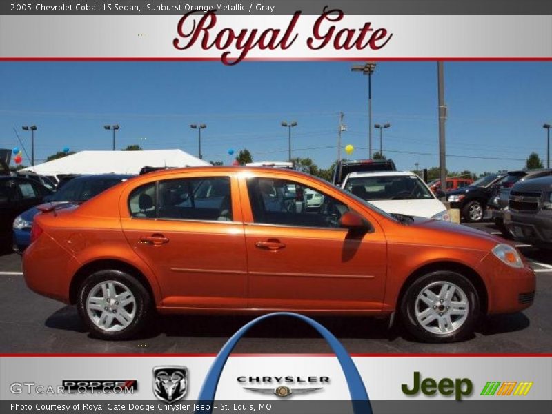 Sunburst Orange Metallic / Gray 2005 Chevrolet Cobalt LS Sedan