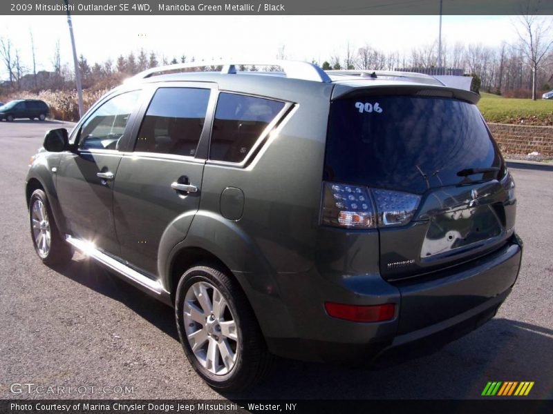 Manitoba Green Metallic / Black 2009 Mitsubishi Outlander SE 4WD