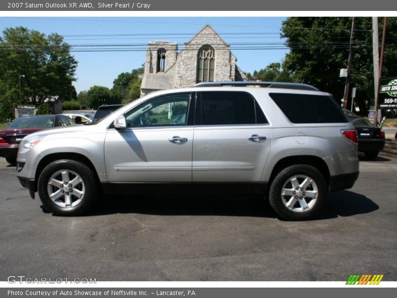 Silver Pearl / Gray 2007 Saturn Outlook XR AWD