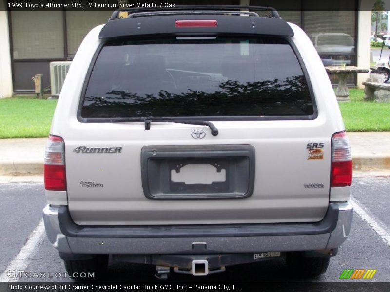 Millennium Silver Metallic / Oak 1999 Toyota 4Runner SR5