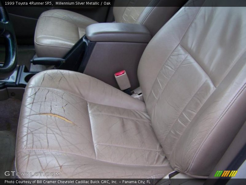 Millennium Silver Metallic / Oak 1999 Toyota 4Runner SR5
