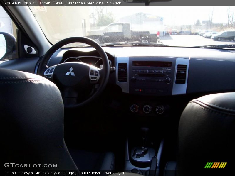 Manitoba Green Metallic / Black 2009 Mitsubishi Outlander SE 4WD