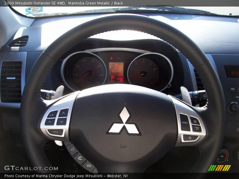 Manitoba Green Metallic / Black 2009 Mitsubishi Outlander SE 4WD