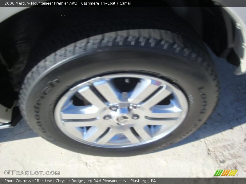 Cashmere Tri-Coat / Camel 2006 Mercury Mountaineer Premier AWD