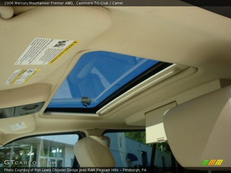 Cashmere Tri-Coat / Camel 2006 Mercury Mountaineer Premier AWD