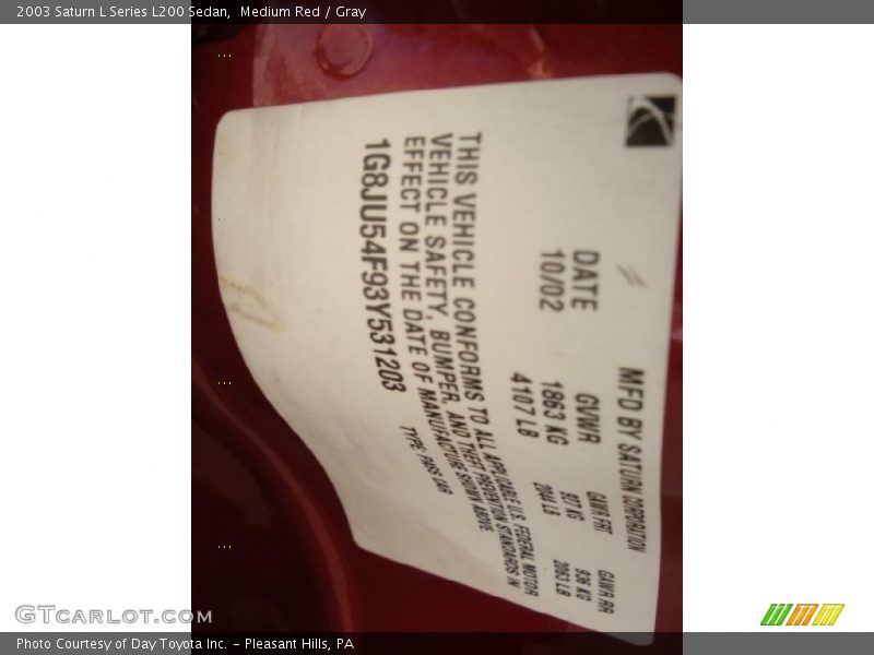 Medium Red / Gray 2003 Saturn L Series L200 Sedan